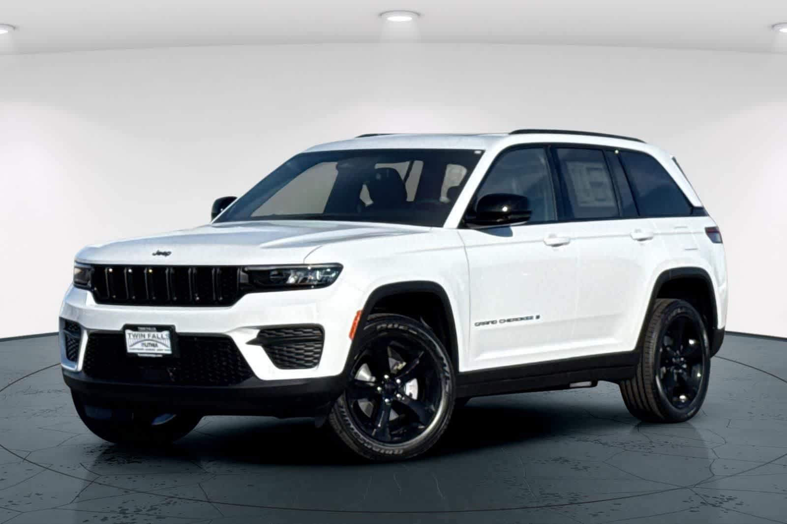 Thumbnail: 2025 Jeep Grand Cherokee - 1