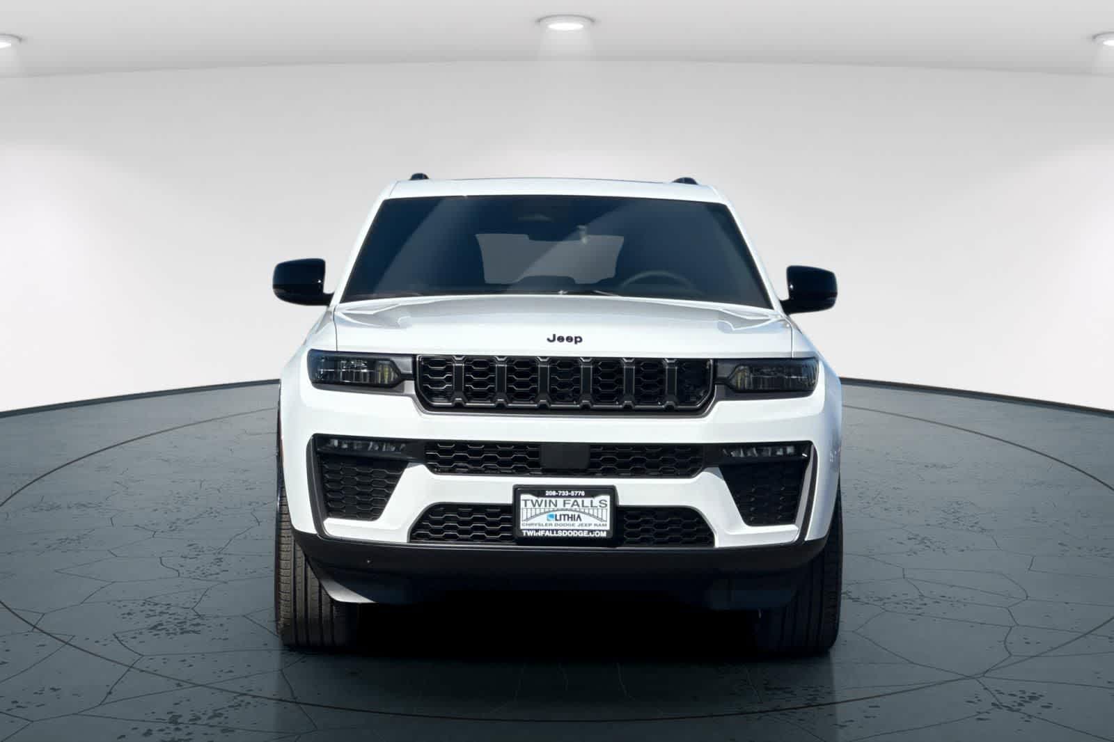 Thumbnail: 2026 Jeep Grand Cherokee - 10