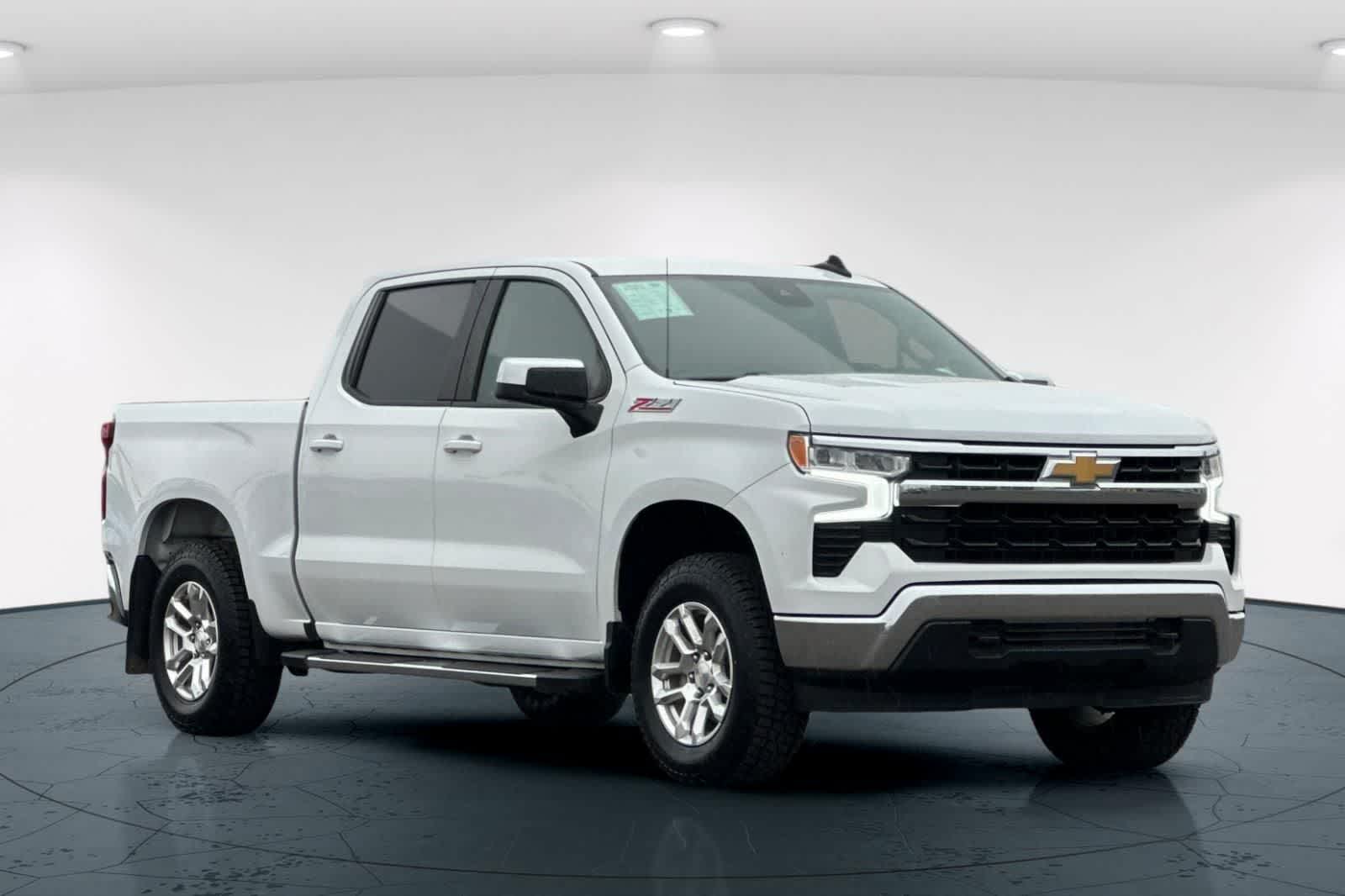 Thumbnail: 2022 Chevrolet Silverado 1500 - 5