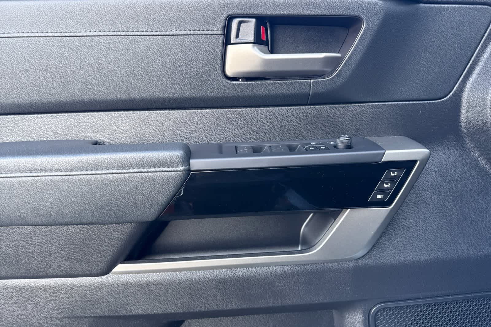 Thumbnail: 2023 Toyota Tundra - 12