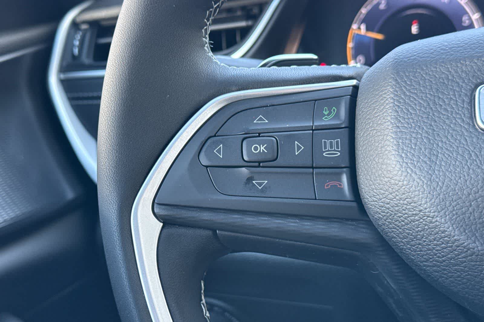 Thumbnail: 2025 Jeep Grand Cherokee - 26