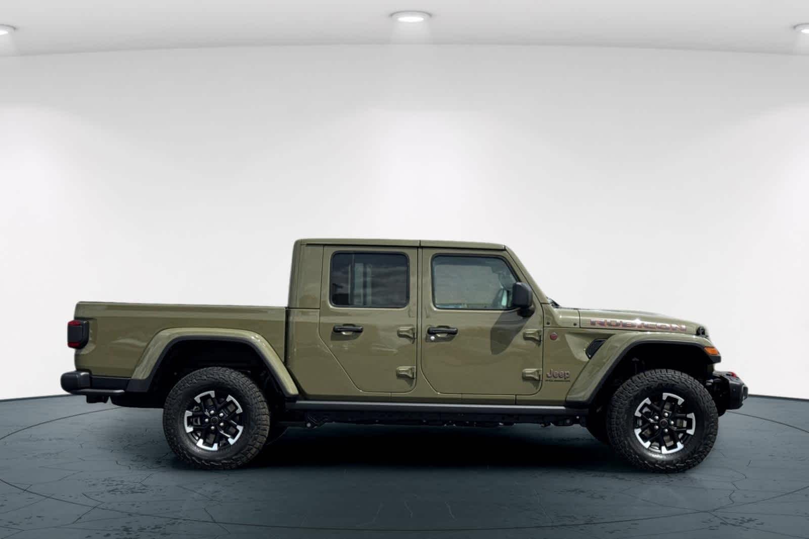 Thumbnail: 2025 Jeep Gladiator - 6