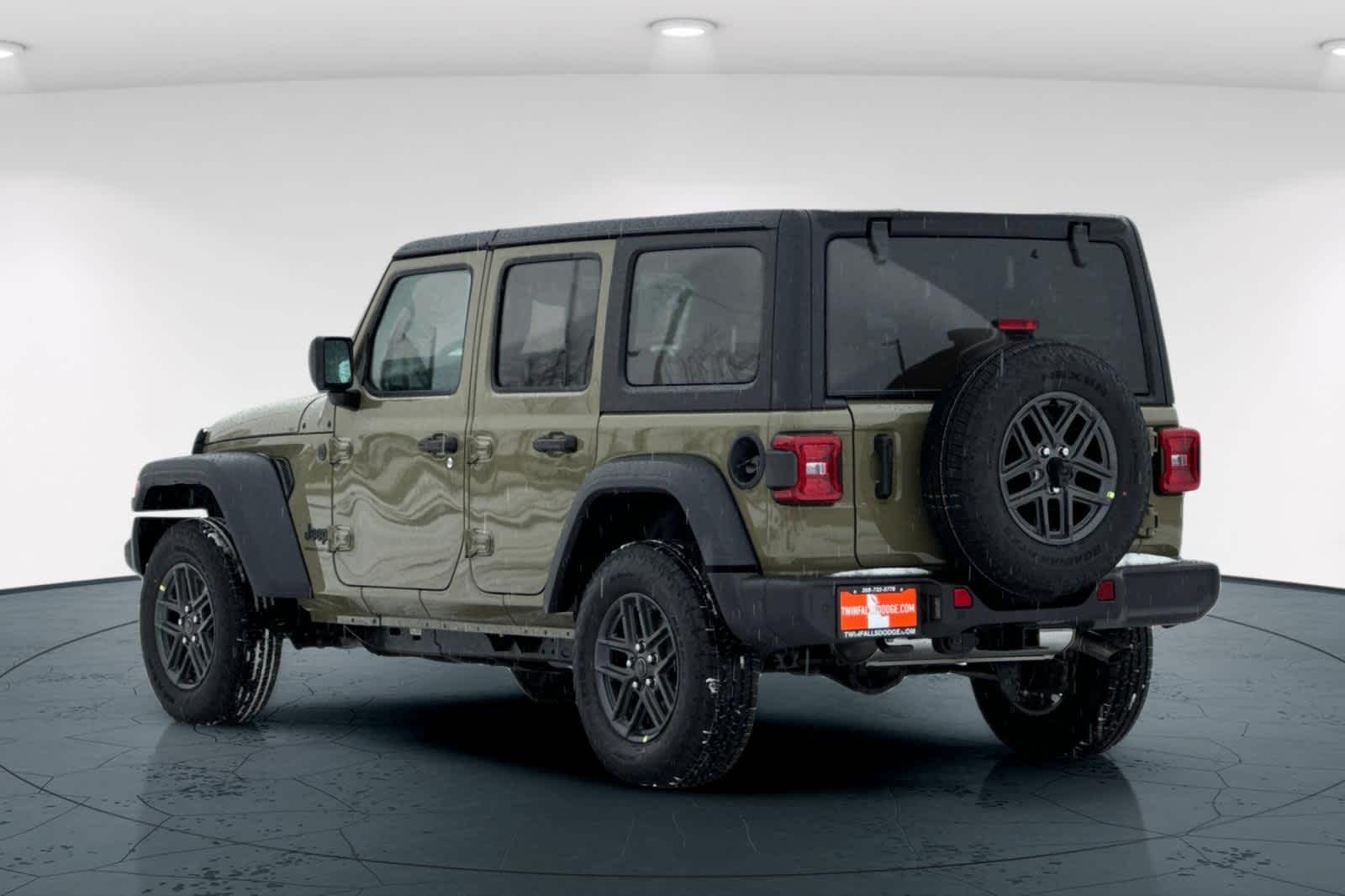Thumbnail: 2025 Jeep Wrangler - 8