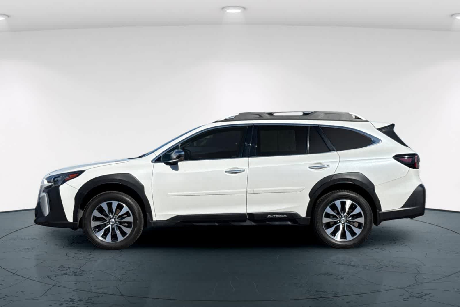 Thumbnail: 2023 Subaru Outback - 9