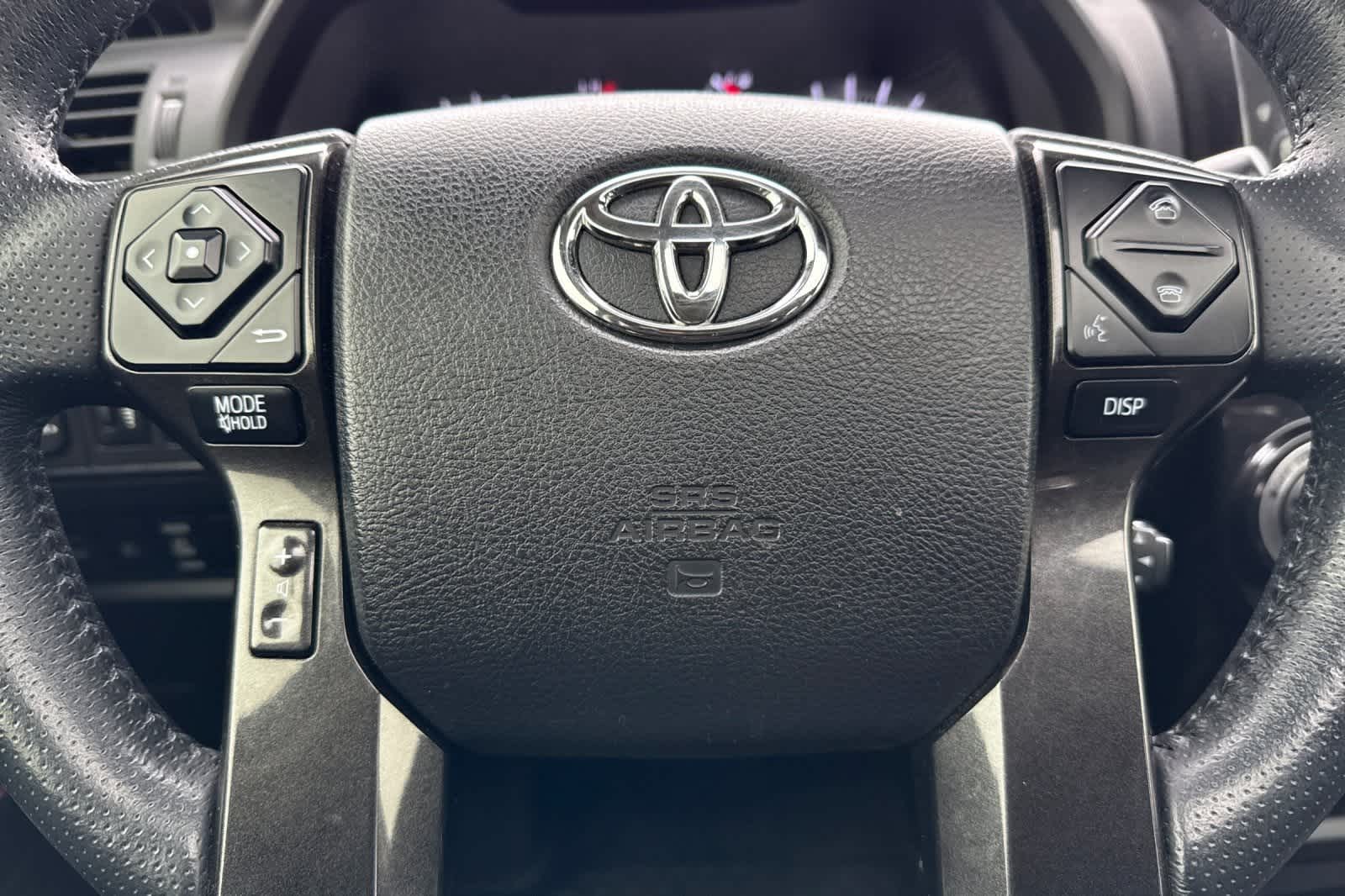 Thumbnail: 2019 Toyota 4Runner - 25