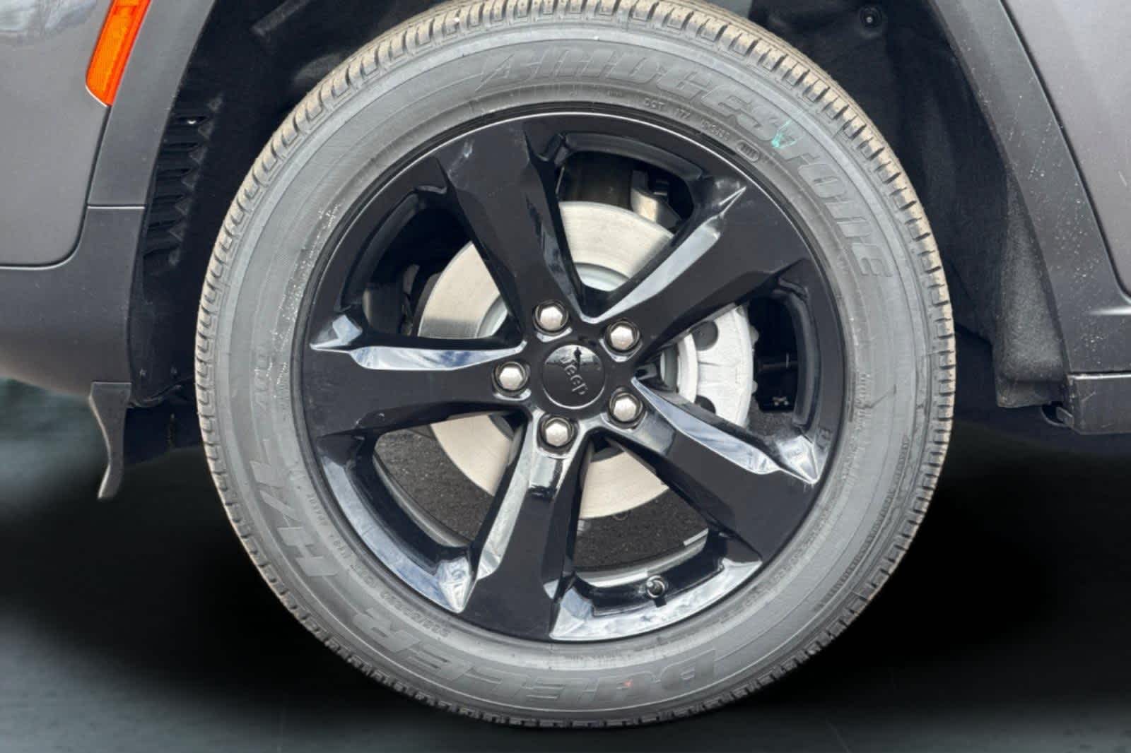 Thumbnail: 2025 Jeep Grand Cherokee - 30