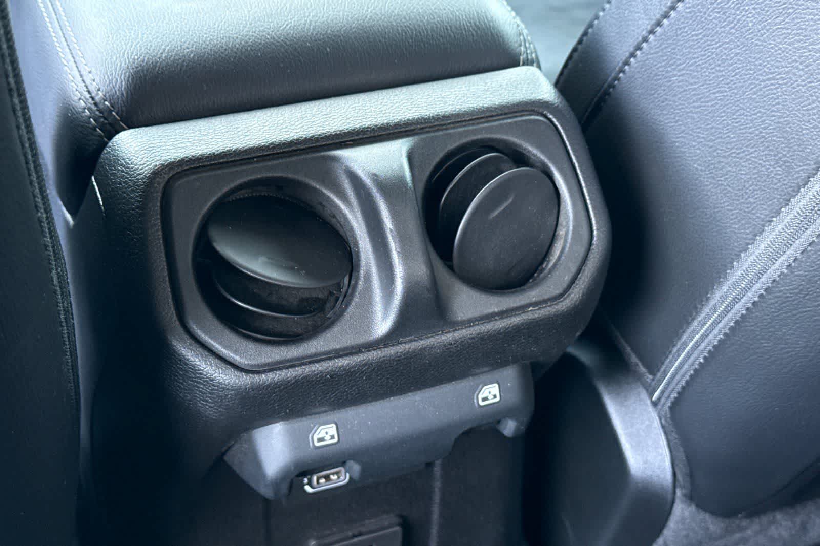 Thumbnail: 2020 Jeep Gladiator - 15