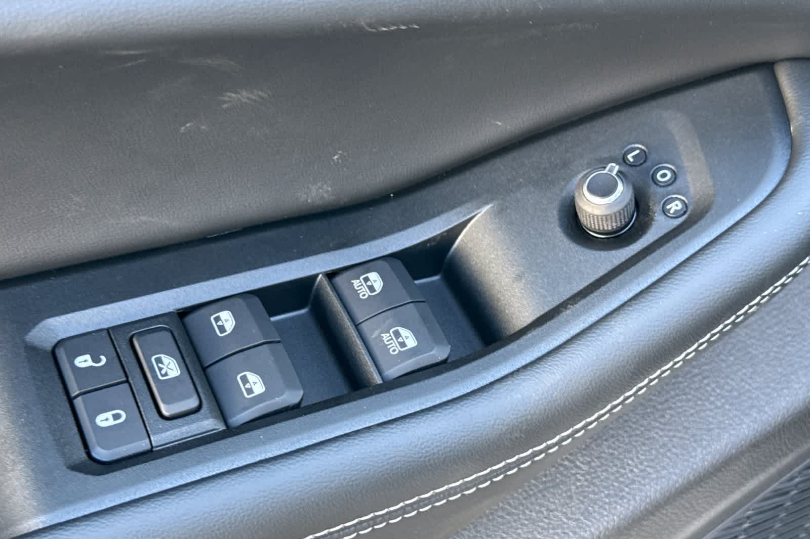 Thumbnail: 2025 Jeep Grand Cherokee - 13