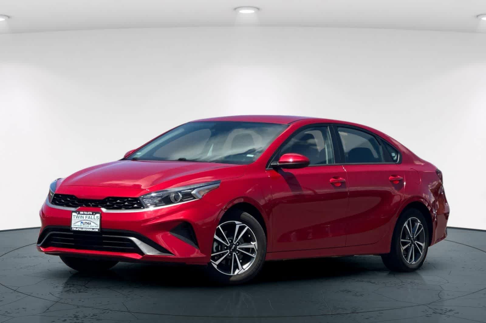 2024 Kia Forte LXS AT's photo
