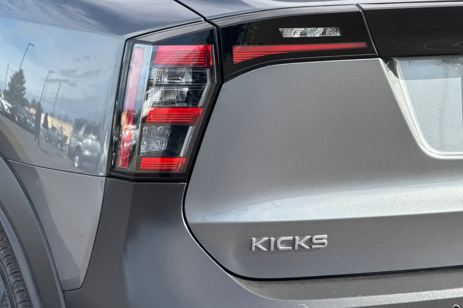 Thumbnail: 2025 Nissan Kicks - 30