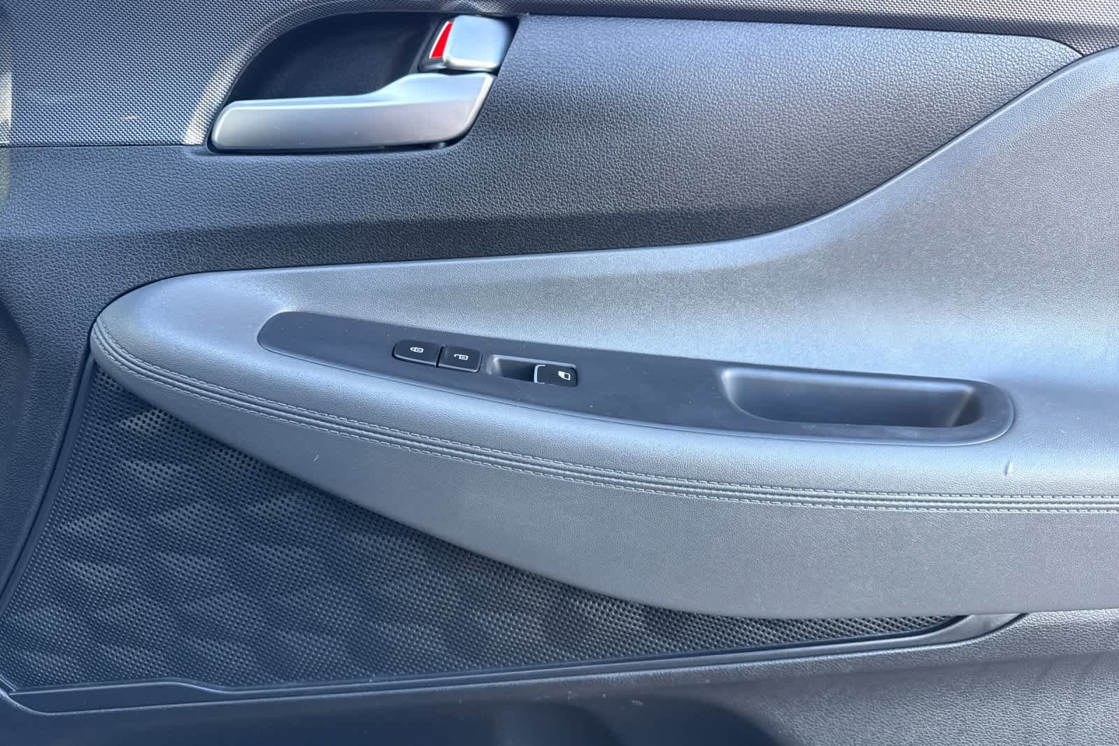 Thumbnail: 2023 Hyundai Santa Fe - 19