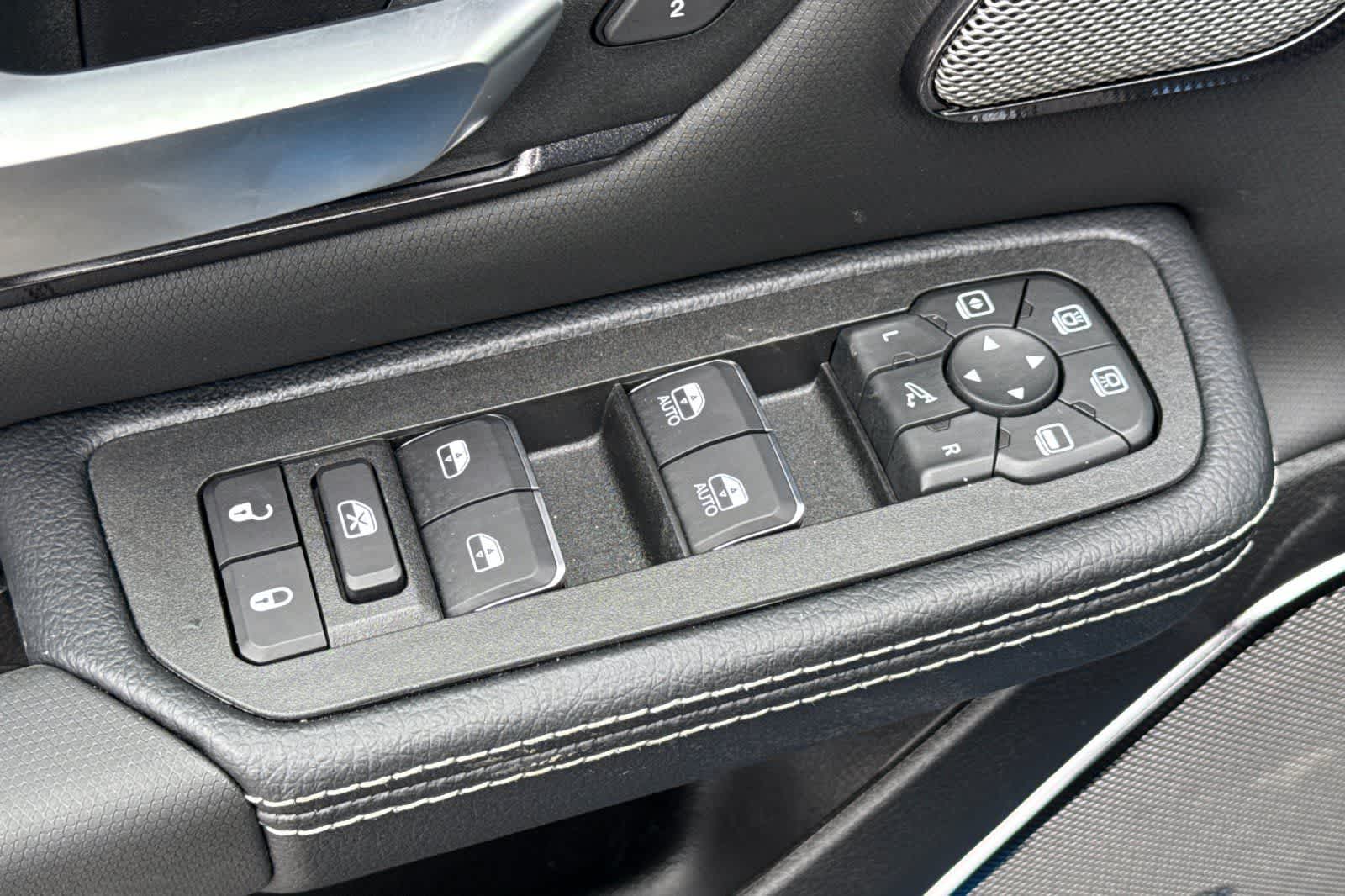 Thumbnail: 2026 RAM 1500 - 13