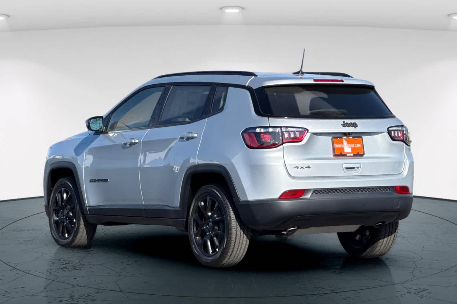 Thumbnail: 2025 Jeep Compass - 8
