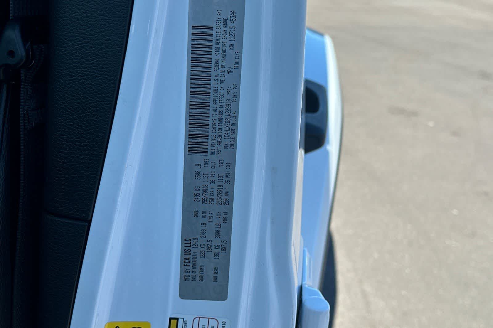 Thumbnail: 2020 Jeep Wrangler - 32