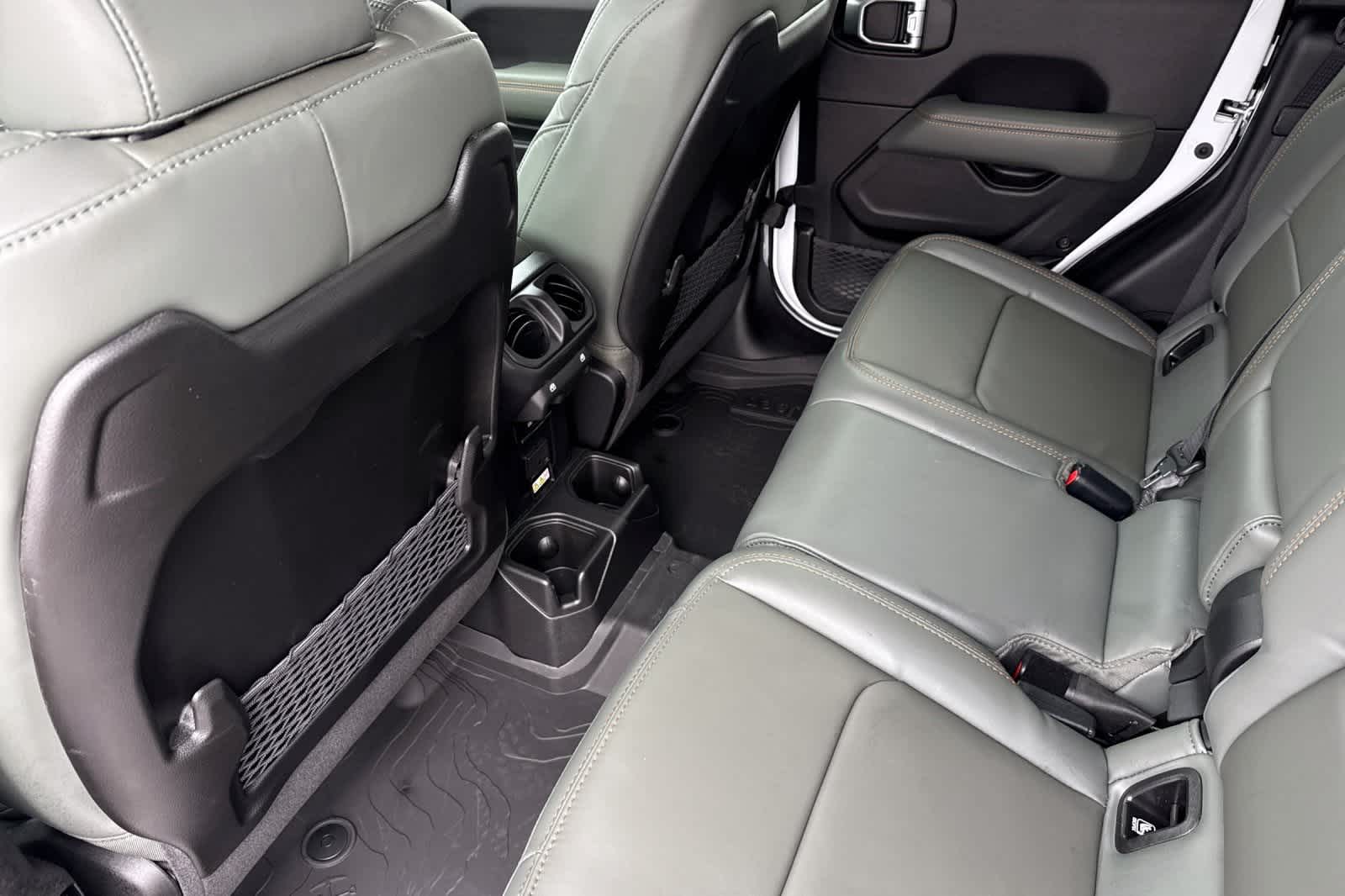 Thumbnail: 2026 Jeep Gladiator - 4