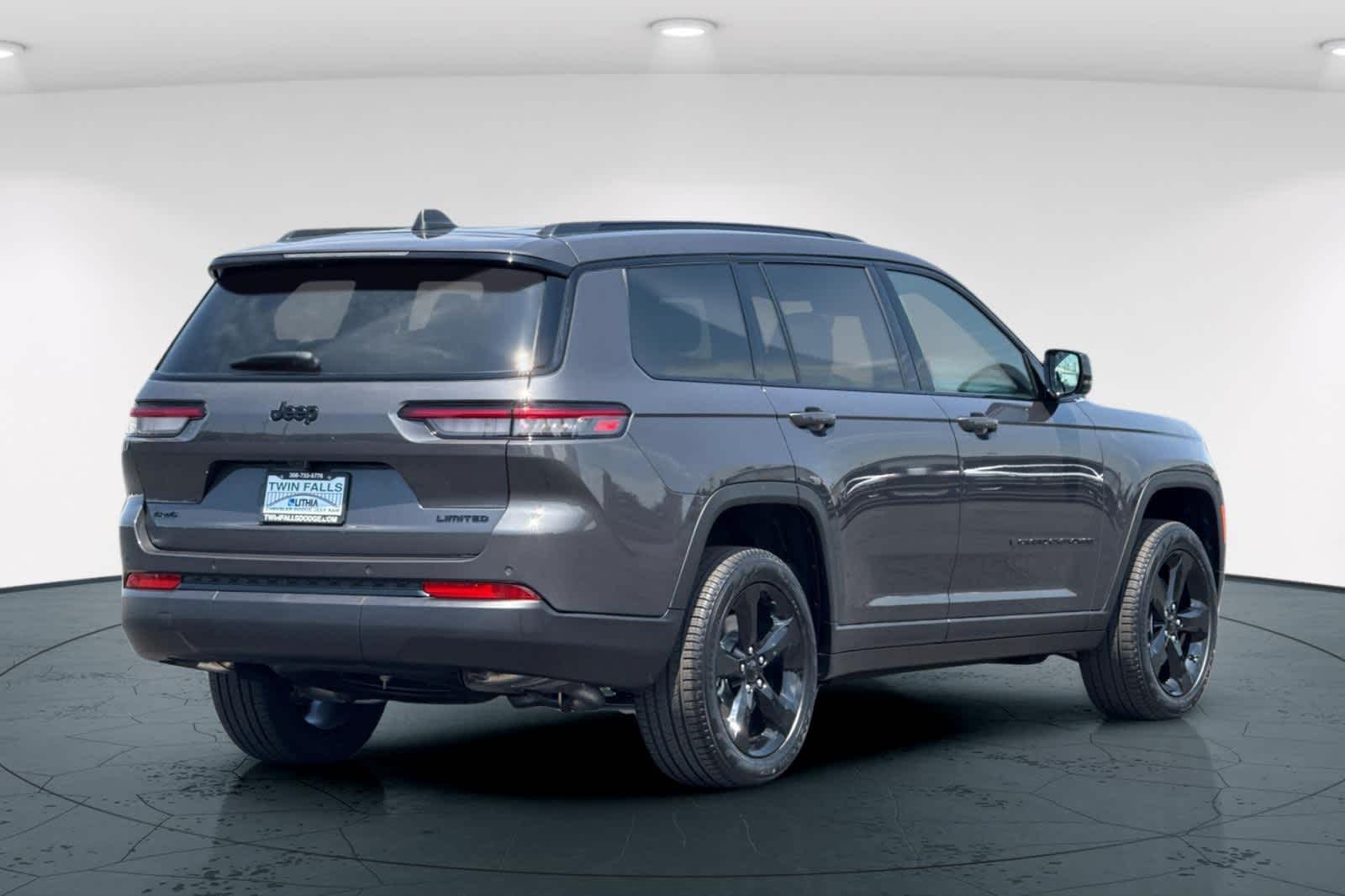Thumbnail: 2025 Jeep Grand Cherokee - 2