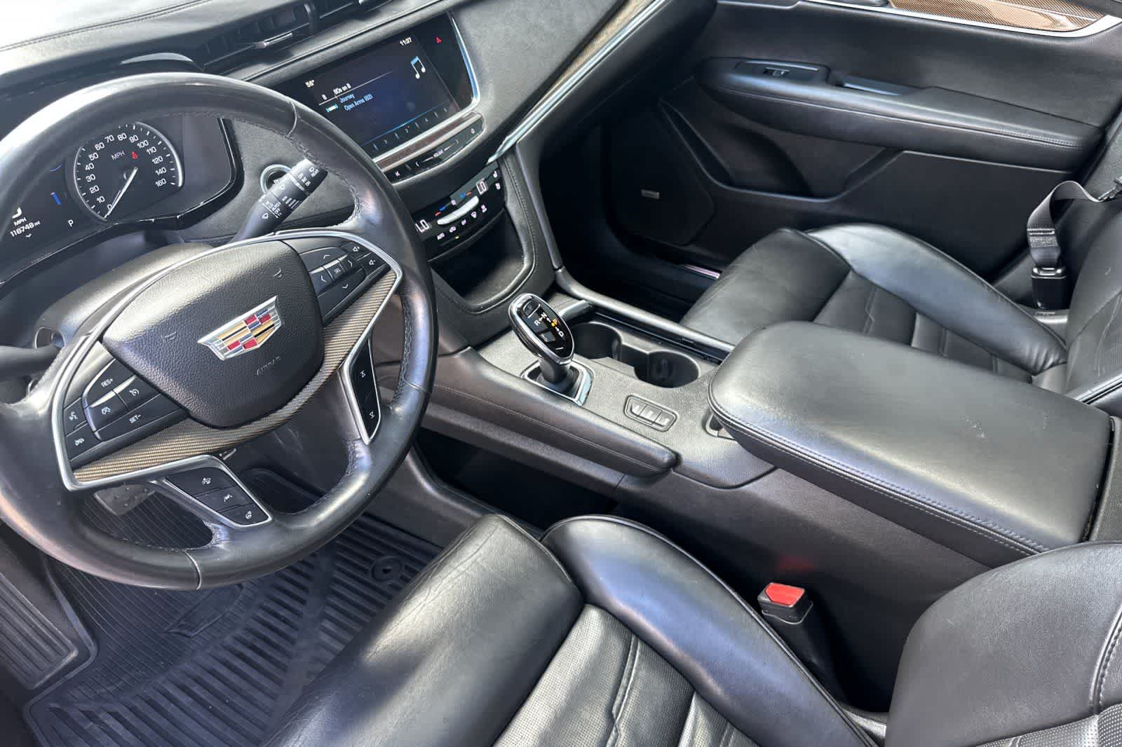 Thumbnail: 2017 Cadillac XT5 - 11