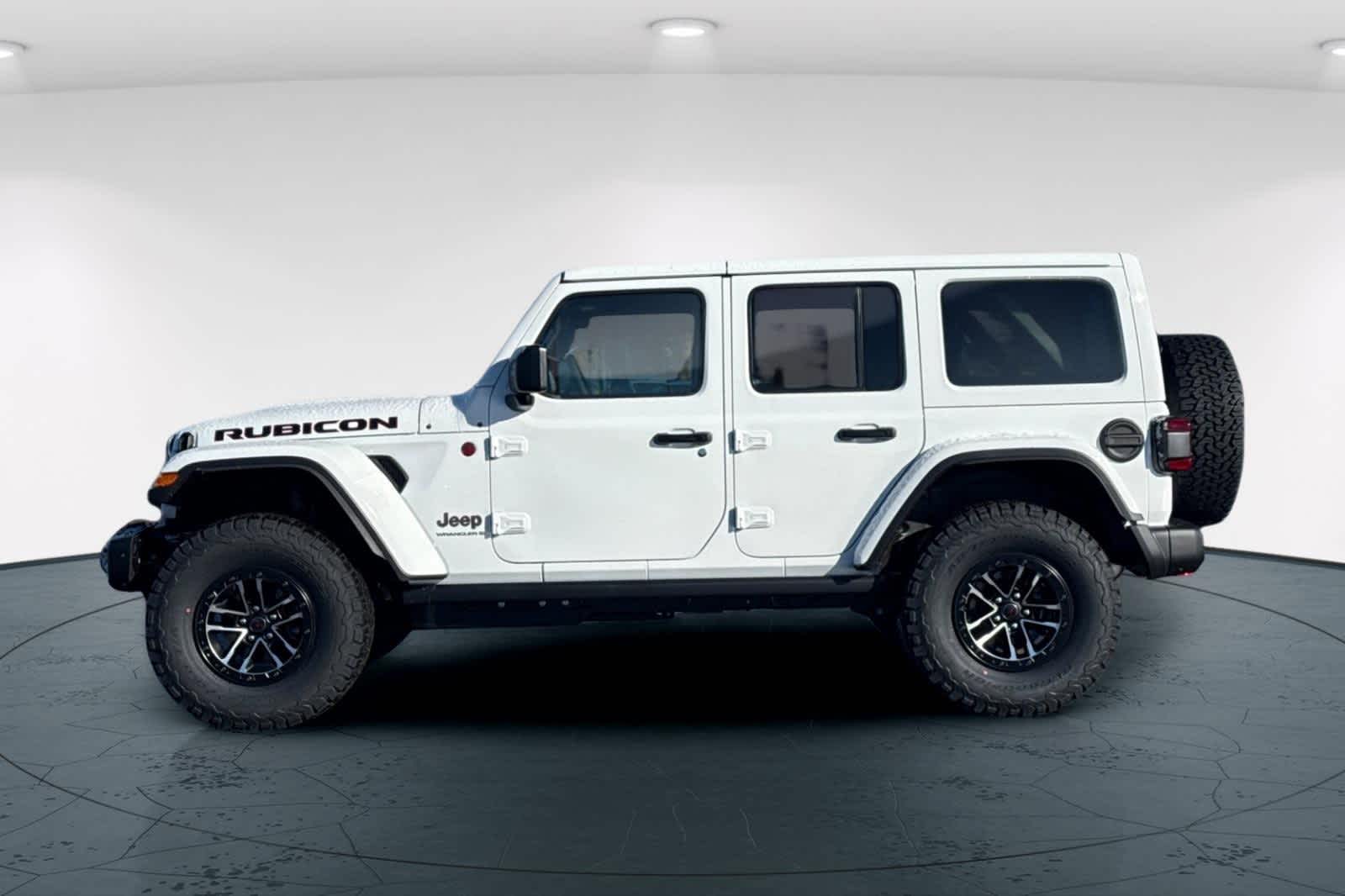 Thumbnail: 2026 Jeep Wrangler - 9