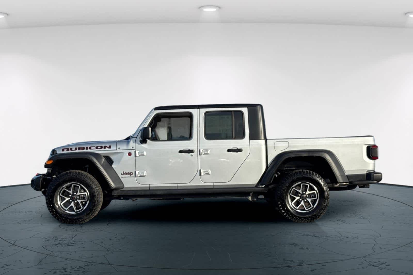 Thumbnail: 2024 Jeep Gladiator - 9