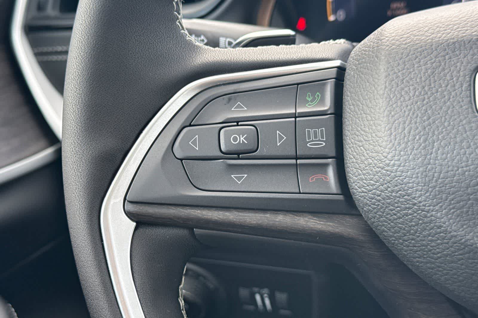 Thumbnail: 2026 Jeep Grand Cherokee - 27