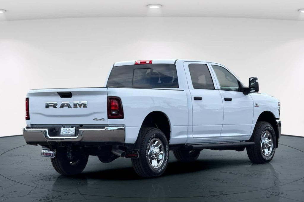New 2026 Ram 2500 TRADESMAN CREW CAB 4X4 6'4 BOX Pickup