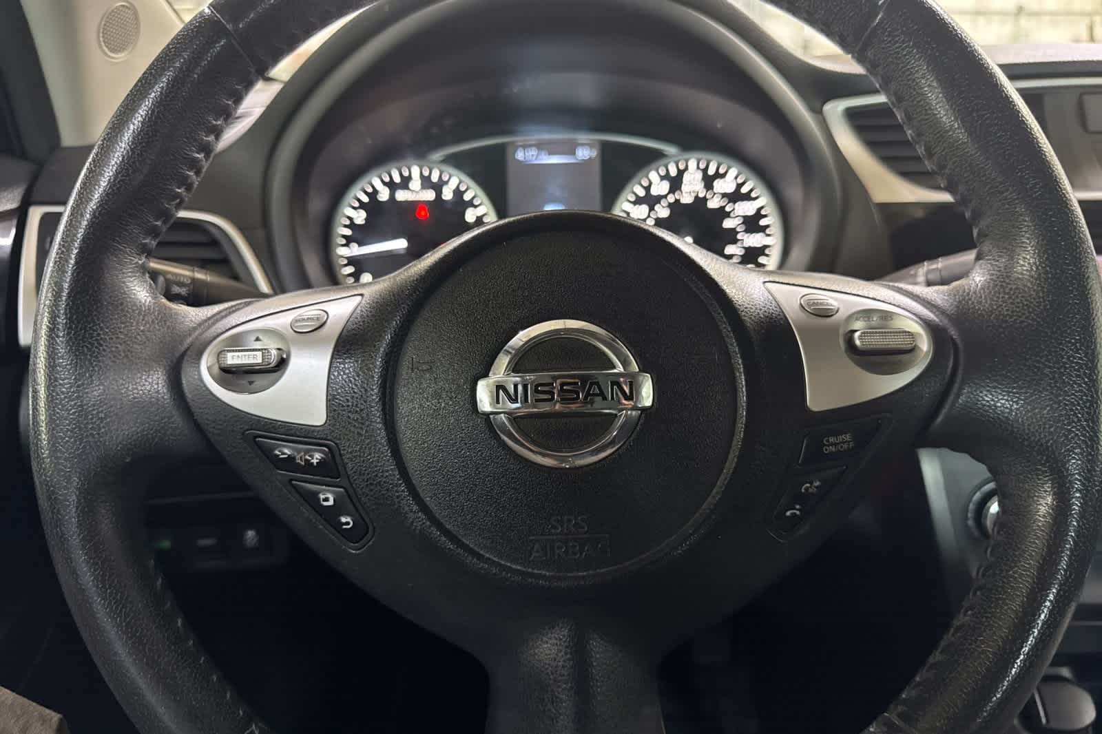 Thumbnail: 2016 Nissan Sentra - 22