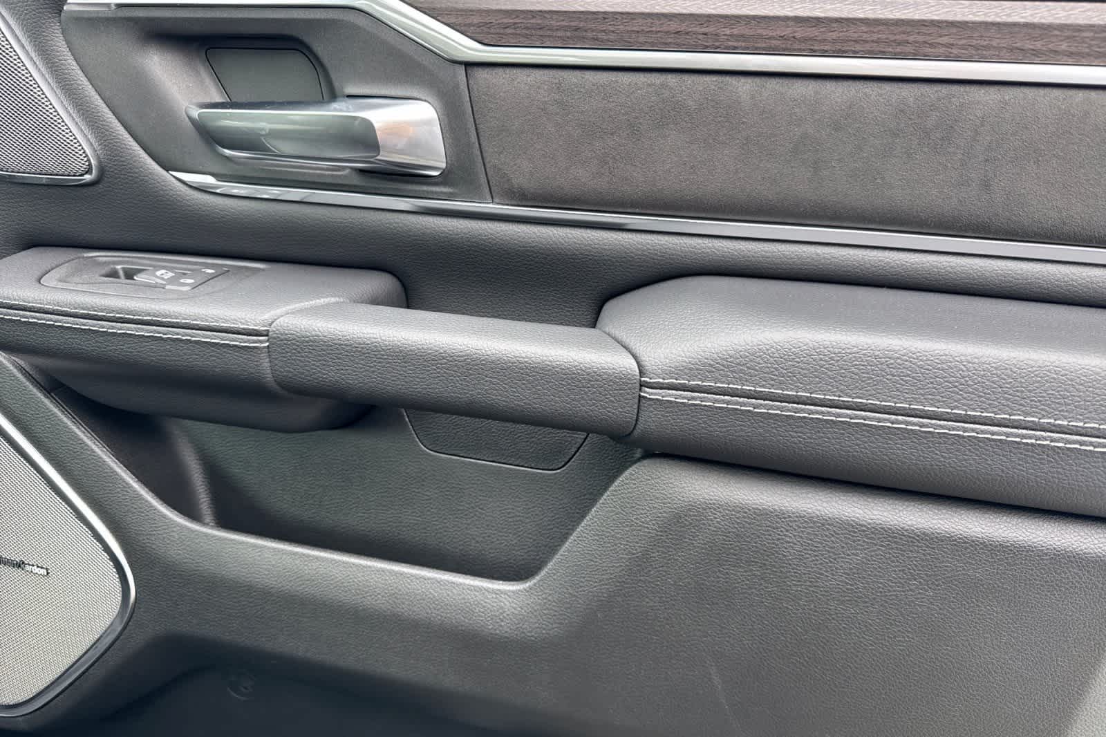 Thumbnail: 2025 RAM 1500 - 18