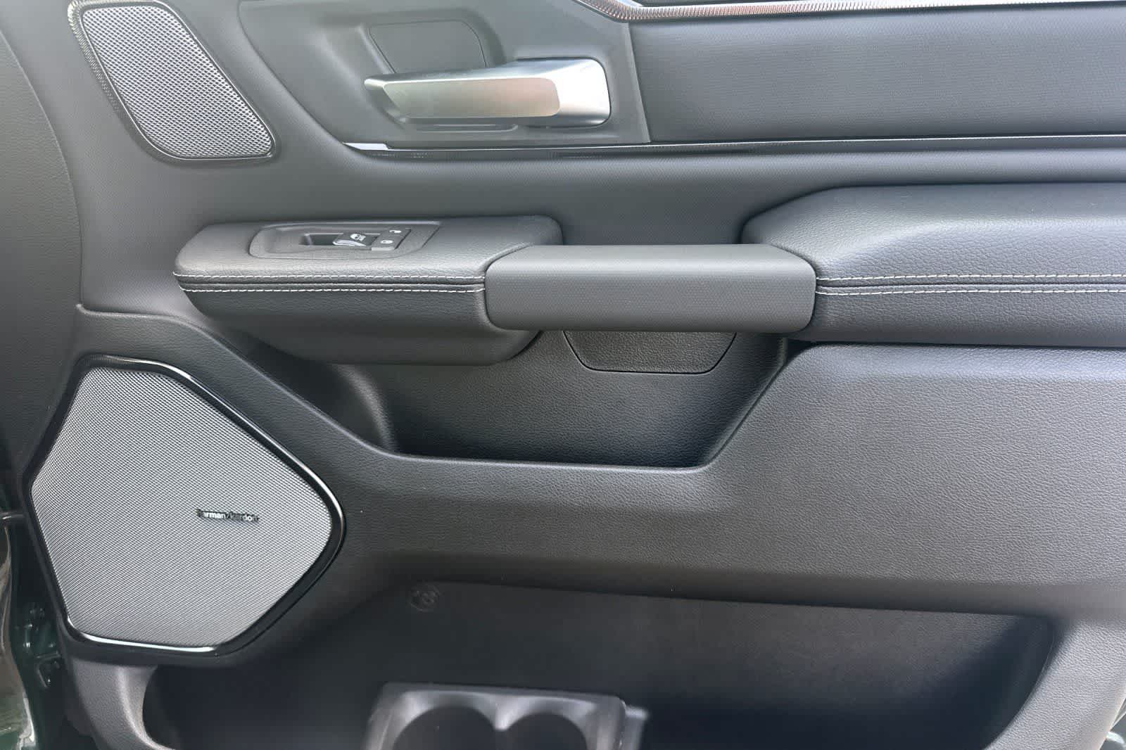 Thumbnail: 2026 RAM 1500 - 18