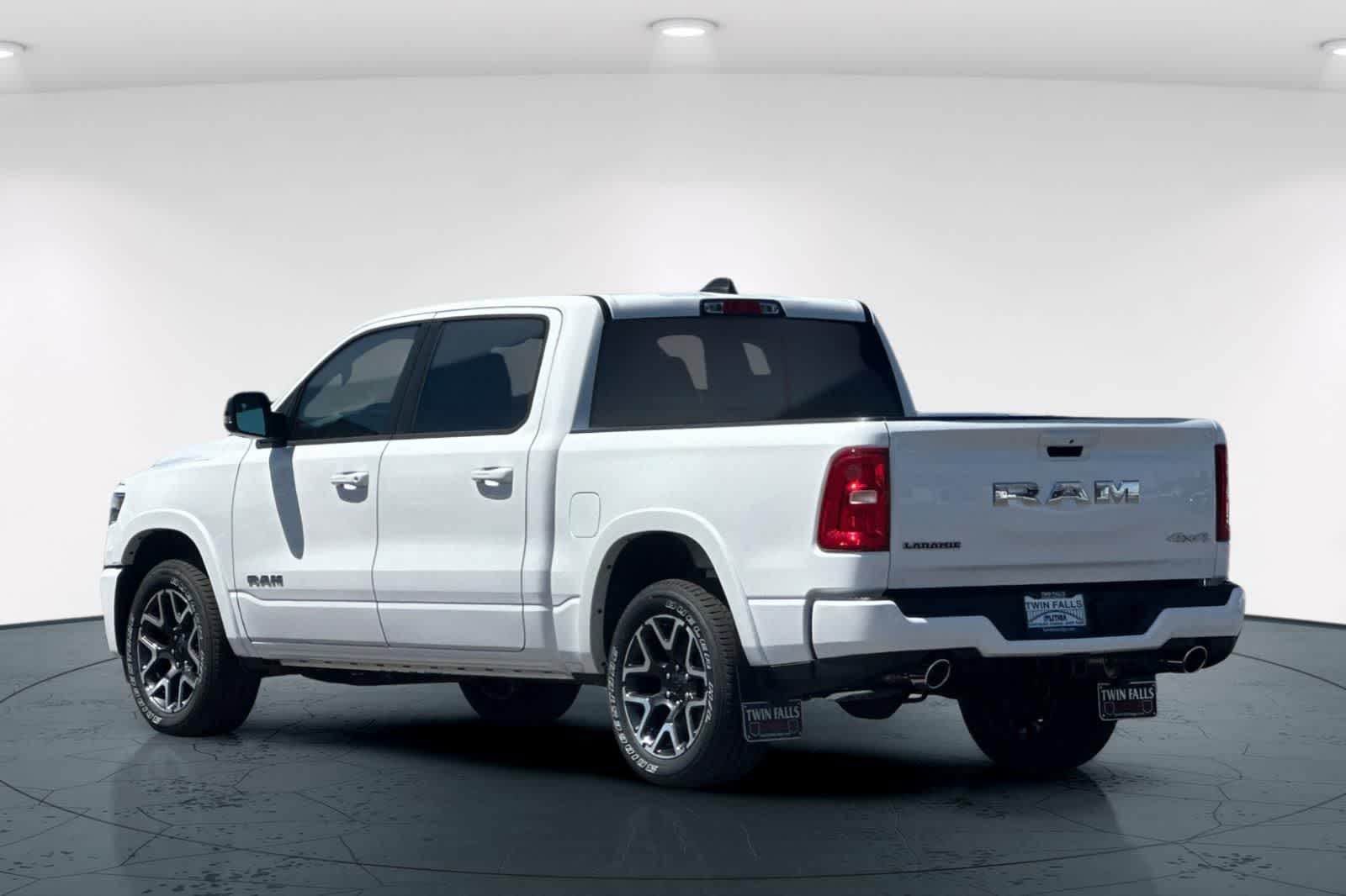 Thumbnail: 2026 RAM 1500 - 8