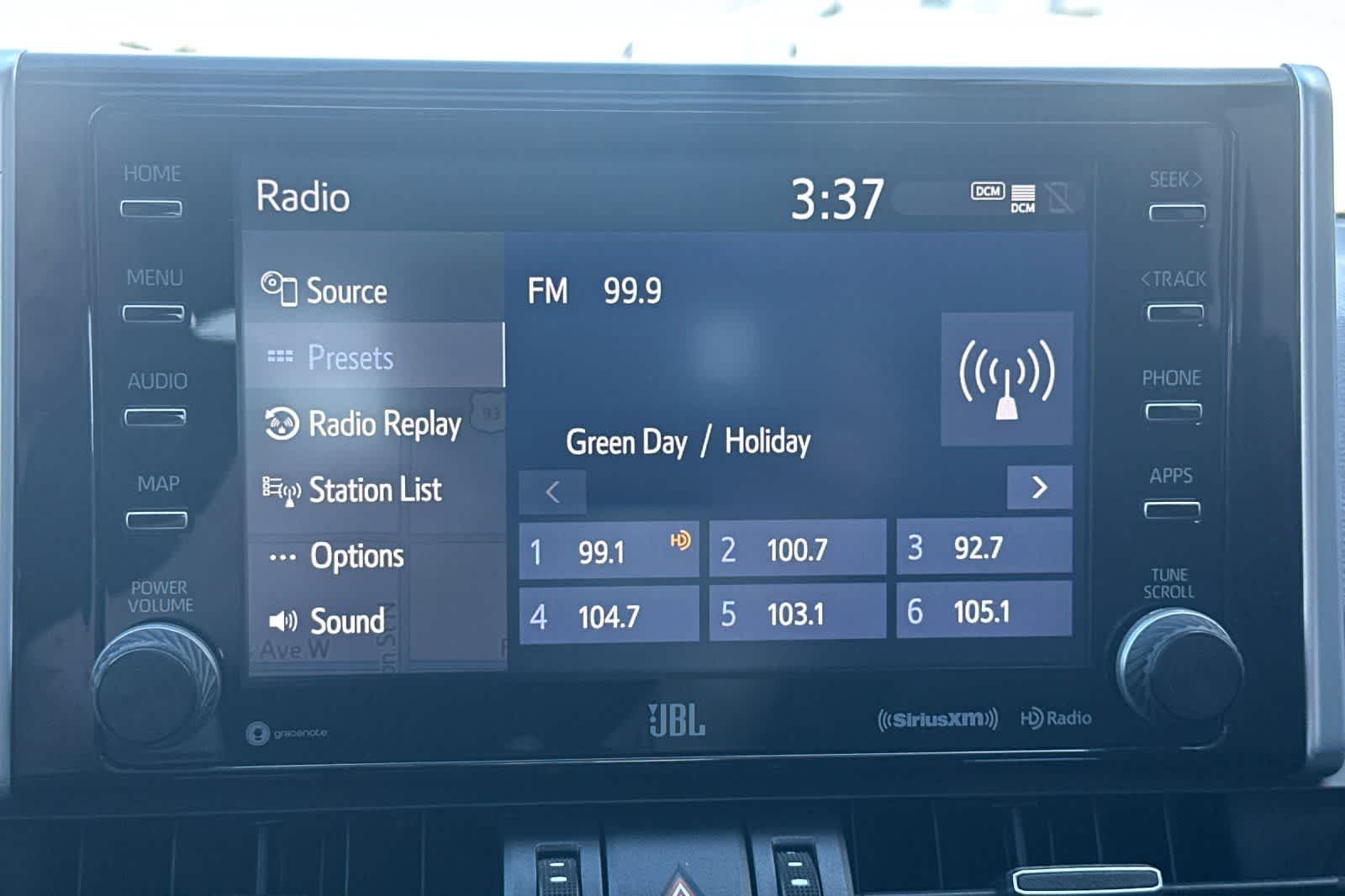 Thumbnail: 2021 Toyota RAV4 - 20