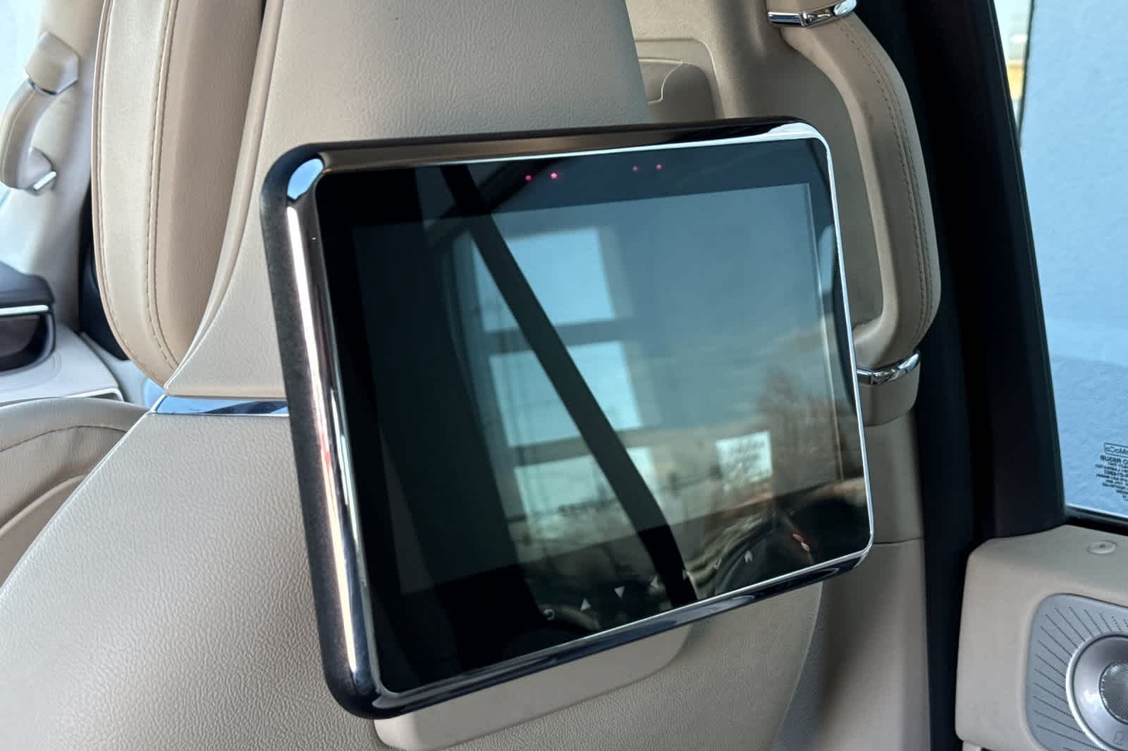 Thumbnail: 2019 Lincoln Navigator L - 15