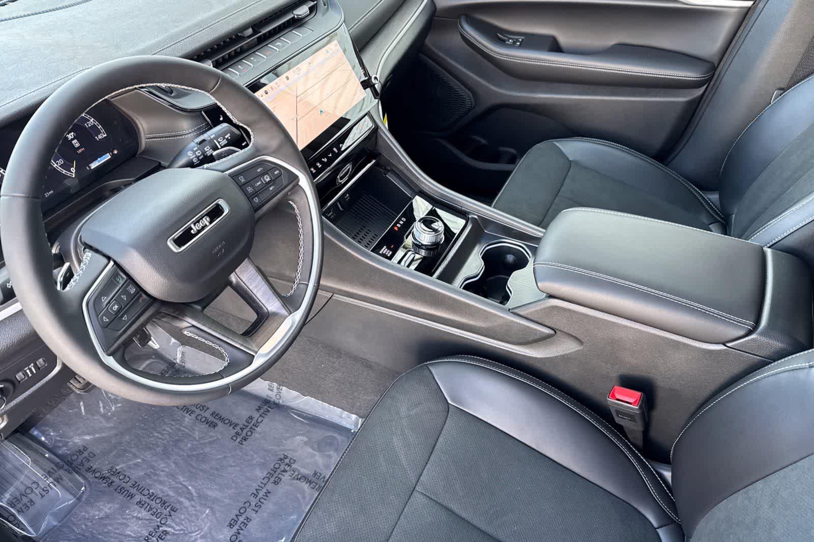 Thumbnail: 2026 Jeep Grand Cherokee - 11