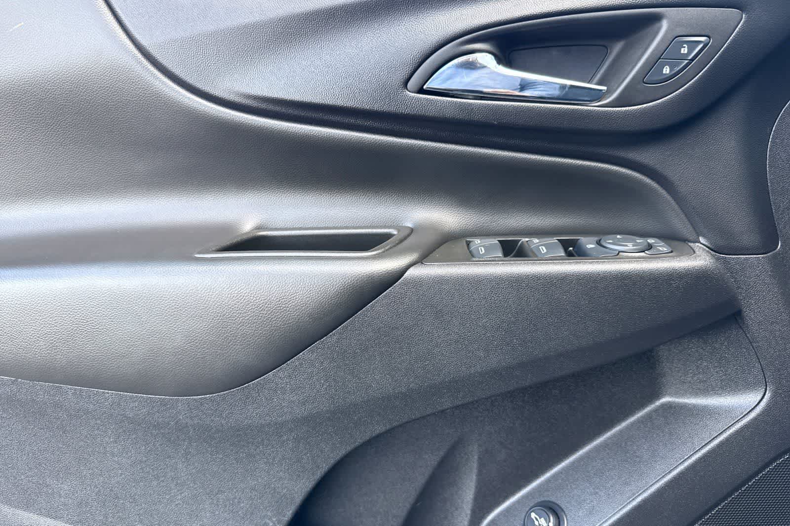 Thumbnail: 2024 Chevrolet Equinox - 12