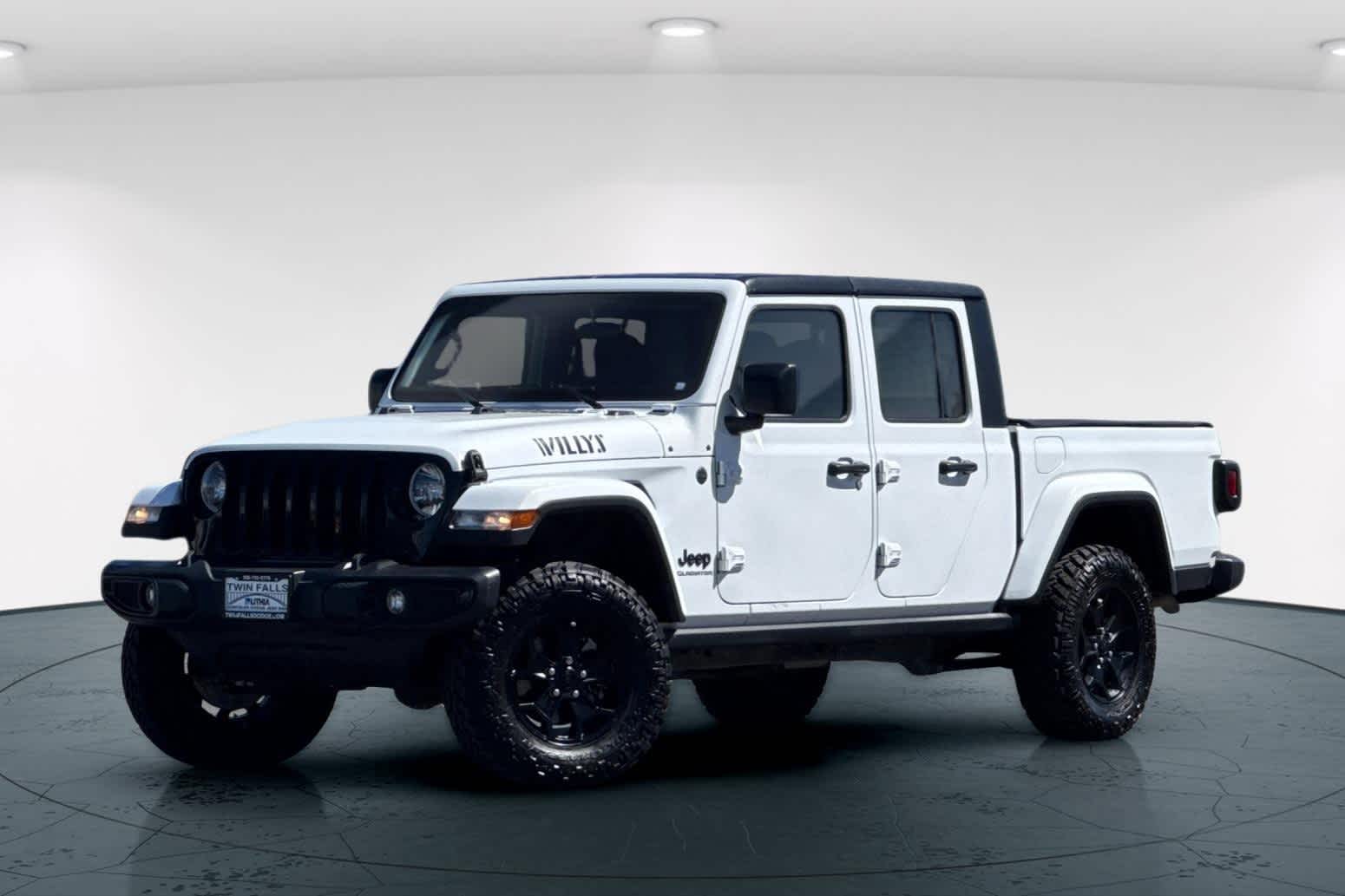 2022 Jeep Gladiator Truck Crew Cab 