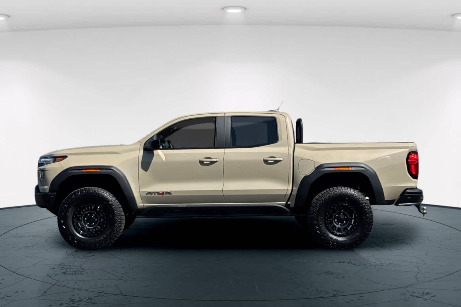 2024 GMC Canyon AT4X 9