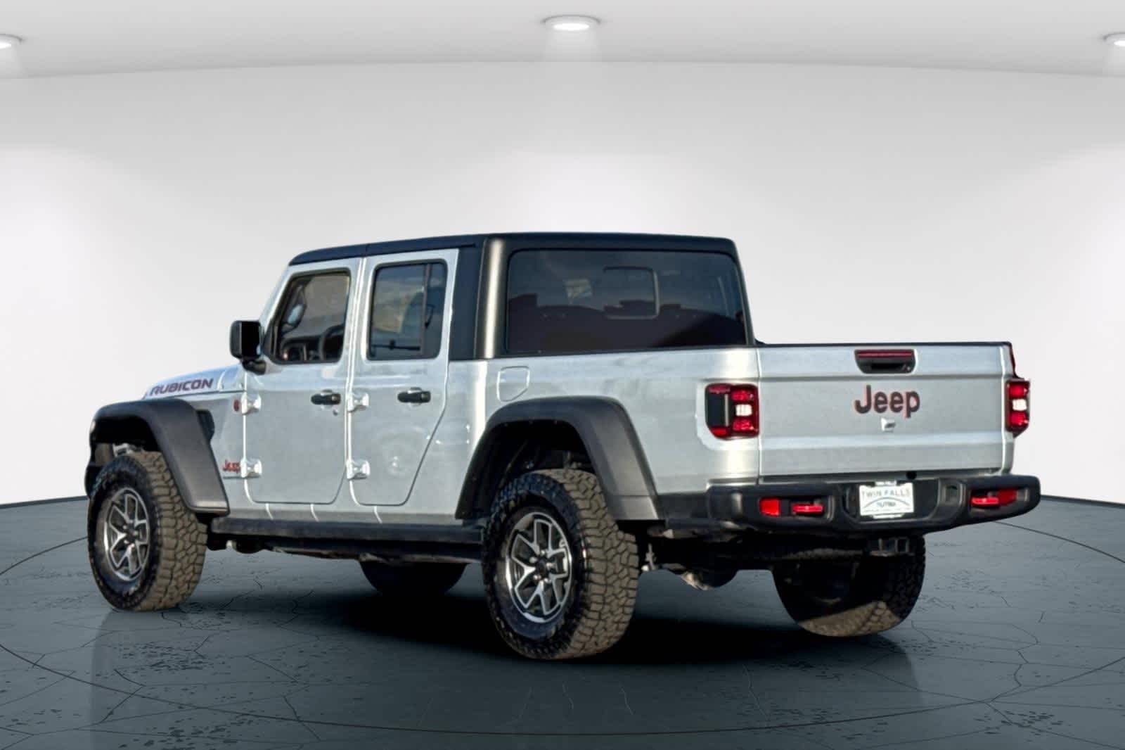 Thumbnail: 2024 Jeep Gladiator - 8