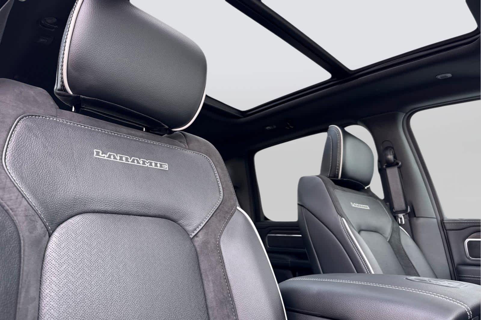 Thumbnail: 2026 RAM 1500 - 17