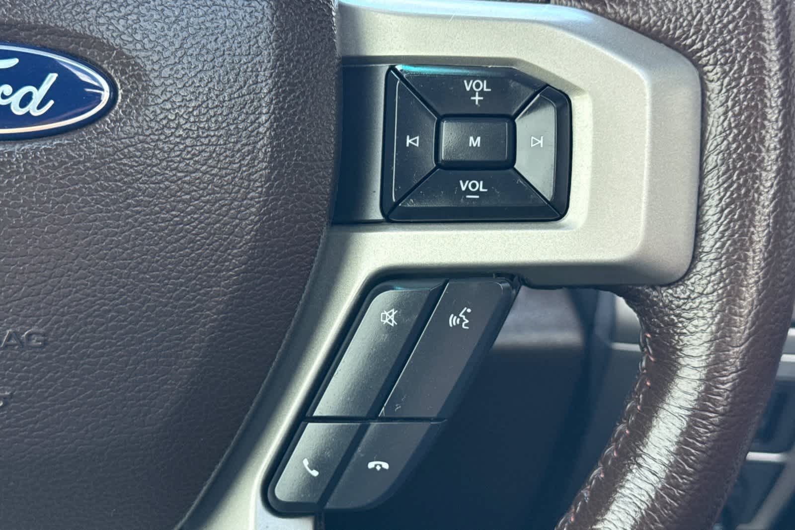 Thumbnail: 2022 Ford F-350 - 27