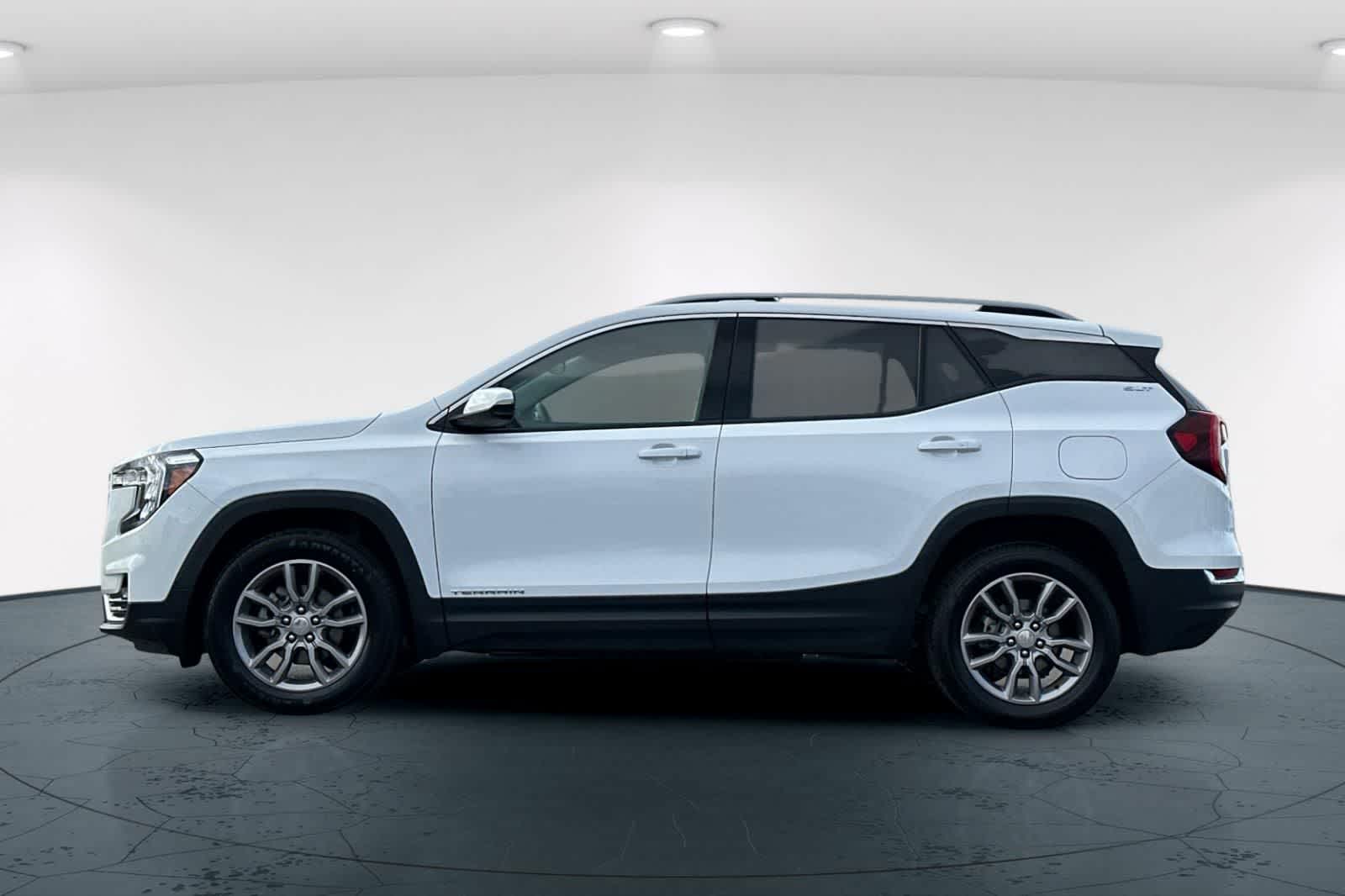 Thumbnail: 2024 GMC Terrain - 9