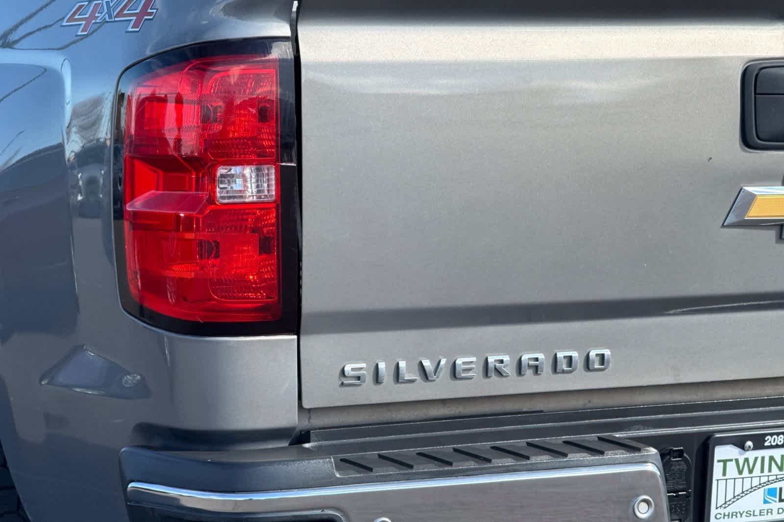 Thumbnail: 2017 Chevrolet Silverado 2500 - 29