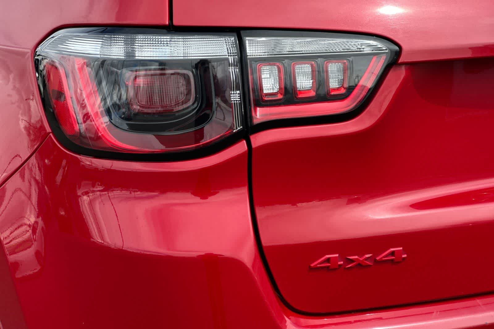 Thumbnail: 2023 Jeep Compass - 31