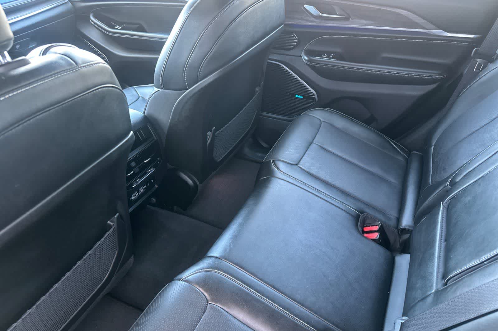 Thumbnail: 2022 Jeep Grand Cherokee - 4