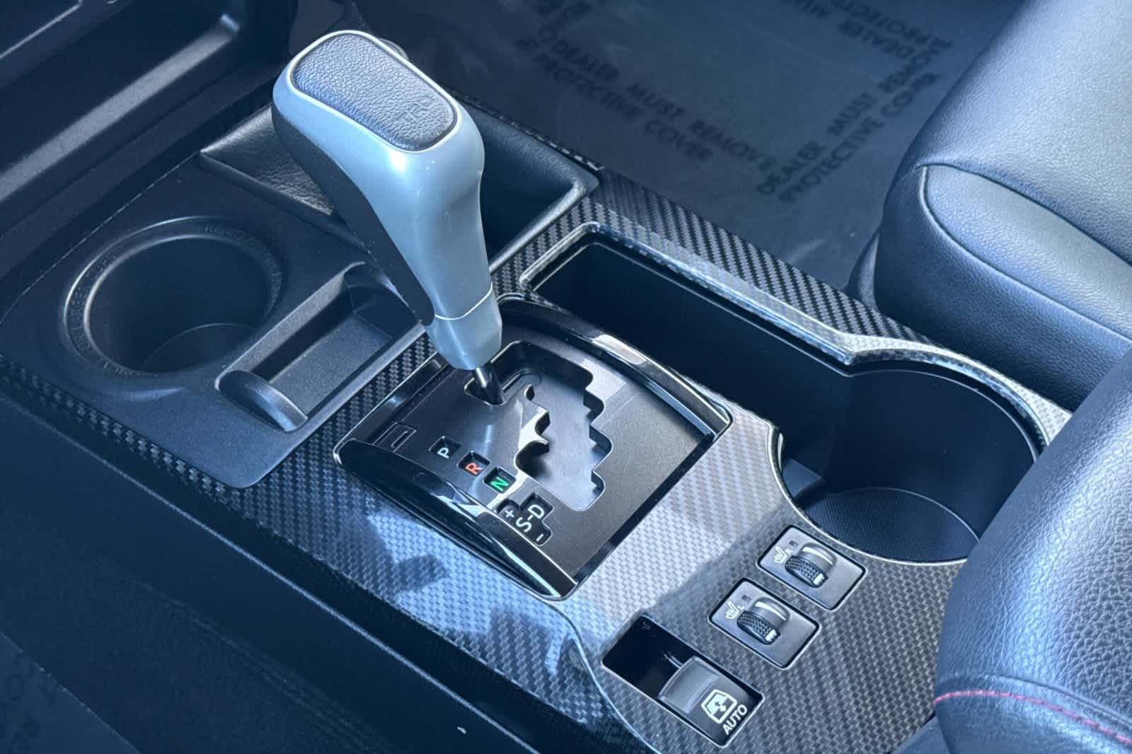 Thumbnail: 2024 Toyota 4Runner - 24