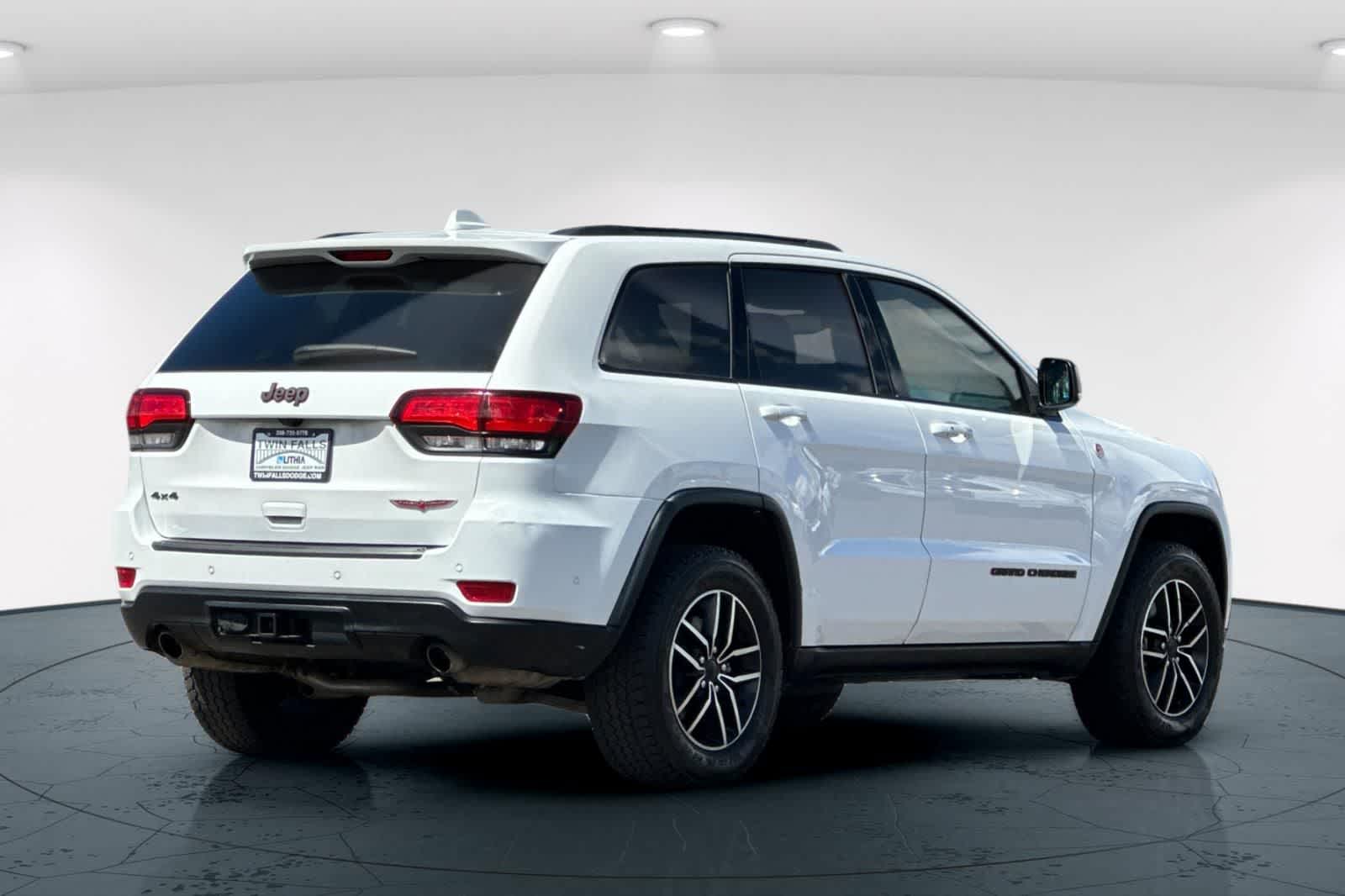 Thumbnail: 2021 Jeep Grand Cherokee - 2