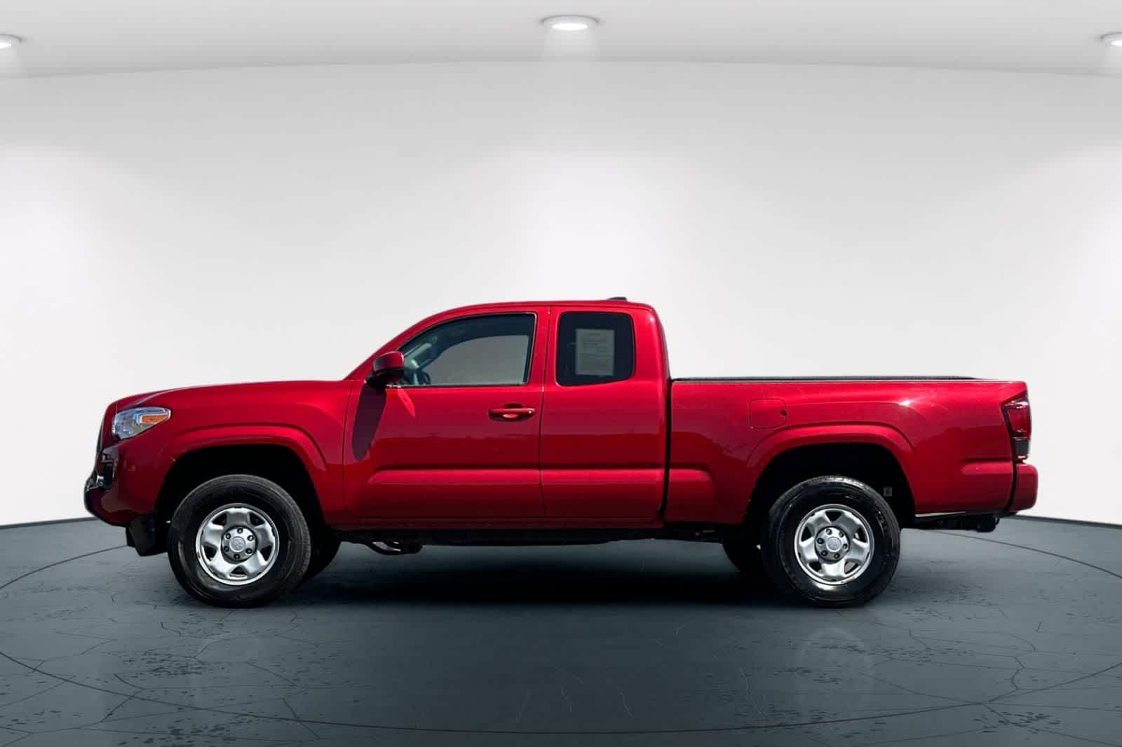 Thumbnail: 2022 Toyota Tacoma - 9
