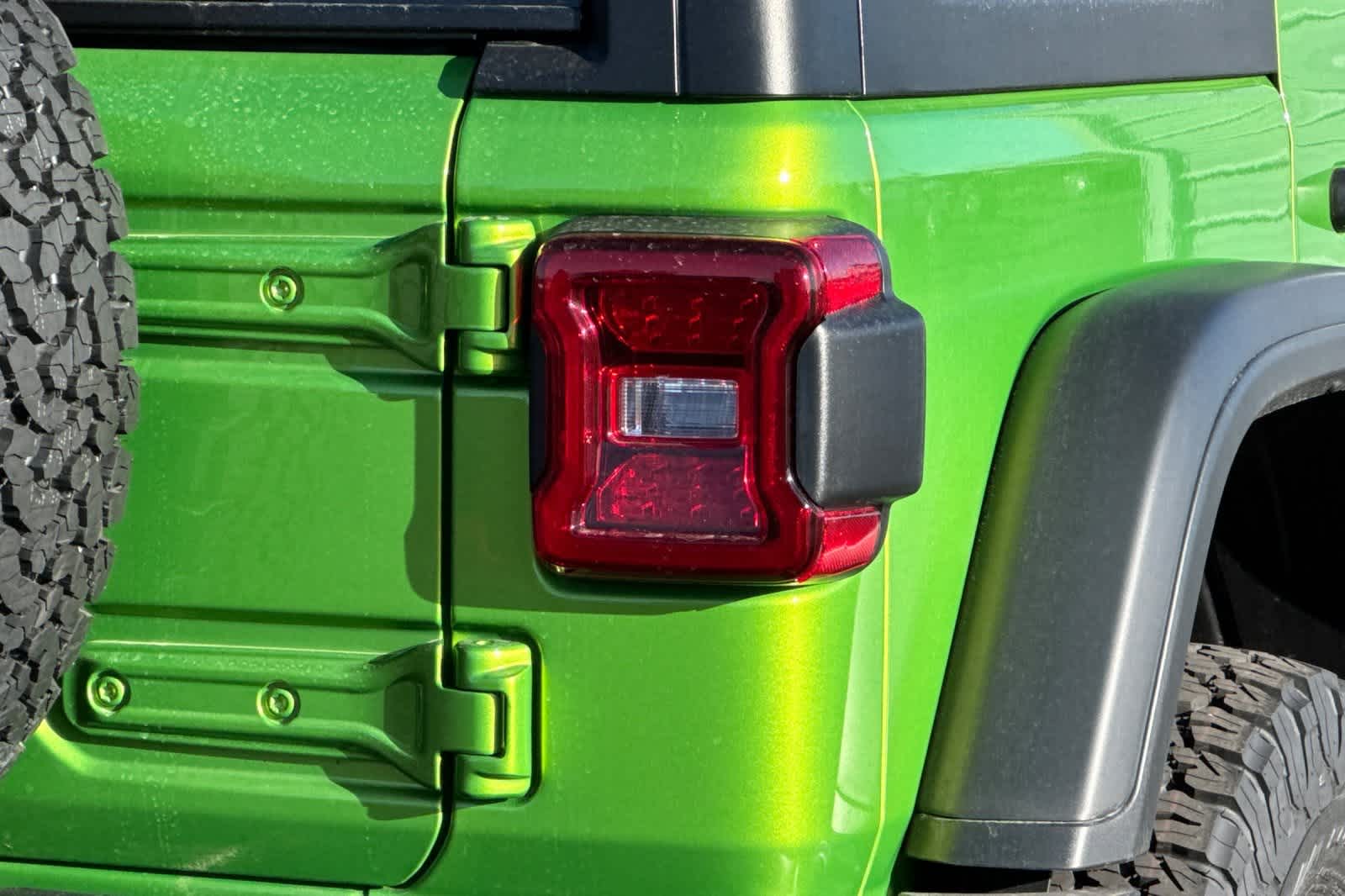 Thumbnail: 2025 Jeep Wrangler - 32