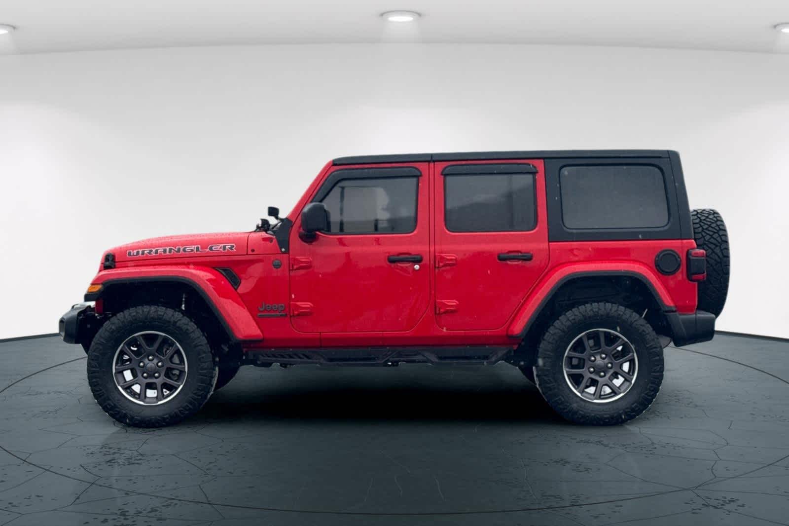 Thumbnail: 2021 Jeep Wrangler - 9