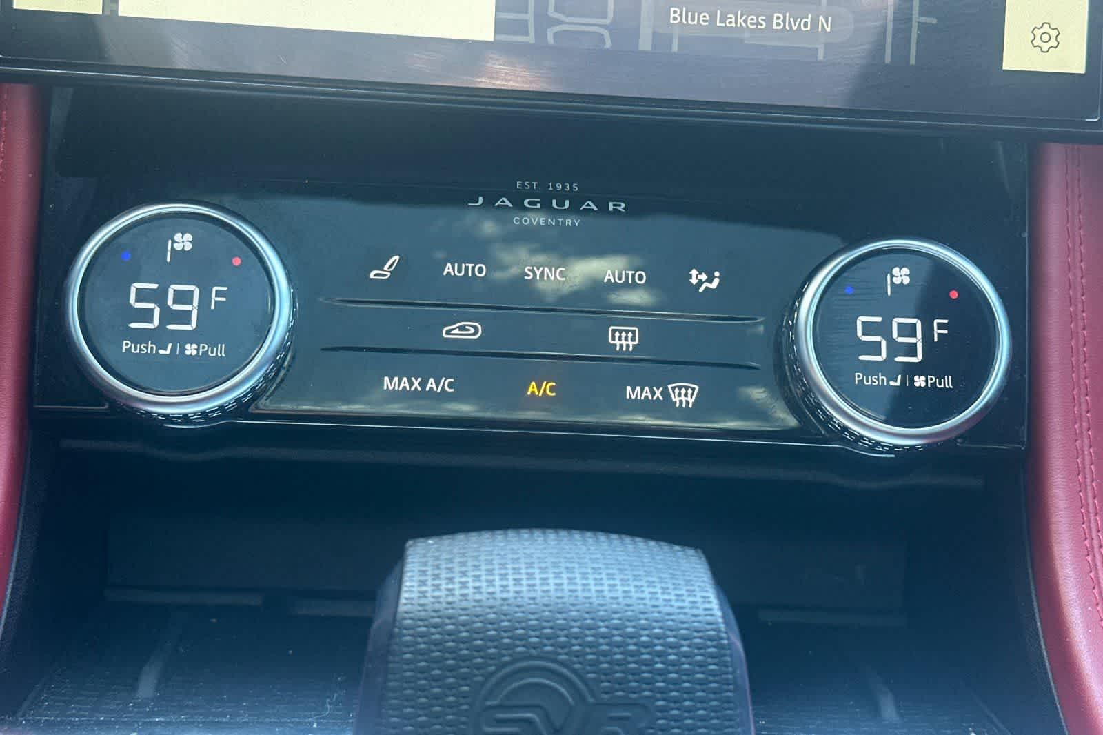 Thumbnail: 2021 Jaguar F-Pace - 23