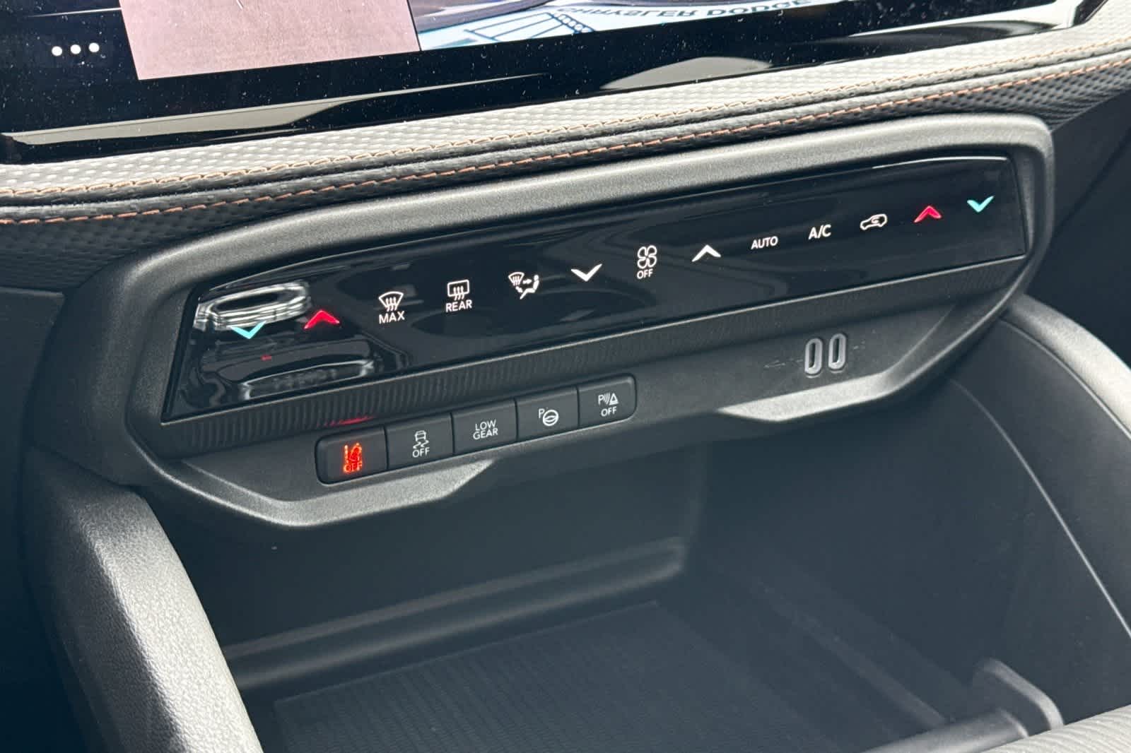 Thumbnail: 2026 Jeep Cherokee - 23