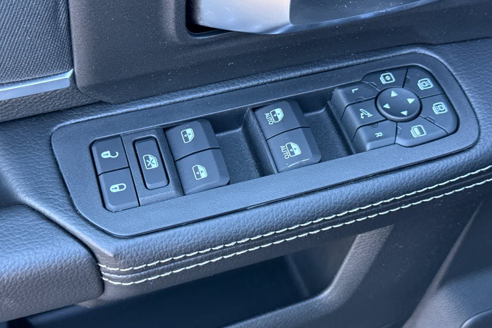 Thumbnail: 2026 RAM 2500 - 13